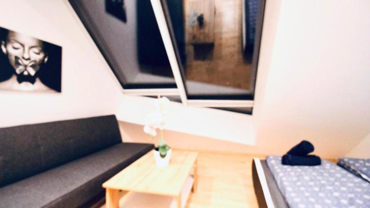 וינה 6 Min To Amusement Park - Economy Rooms In Shared Apartment מראה חיצוני תמונה