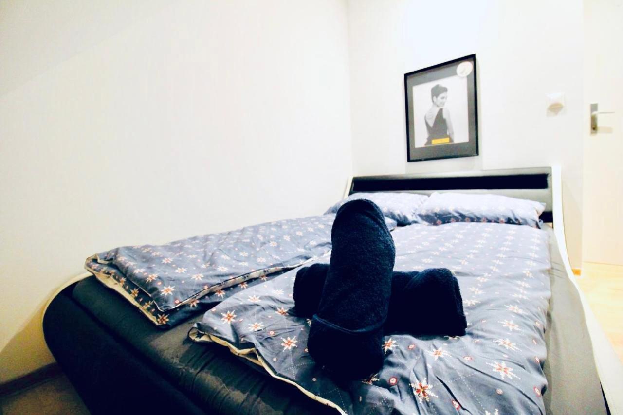 וינה 6 Min To Amusement Park - Economy Rooms In Shared Apartment מראה חיצוני תמונה