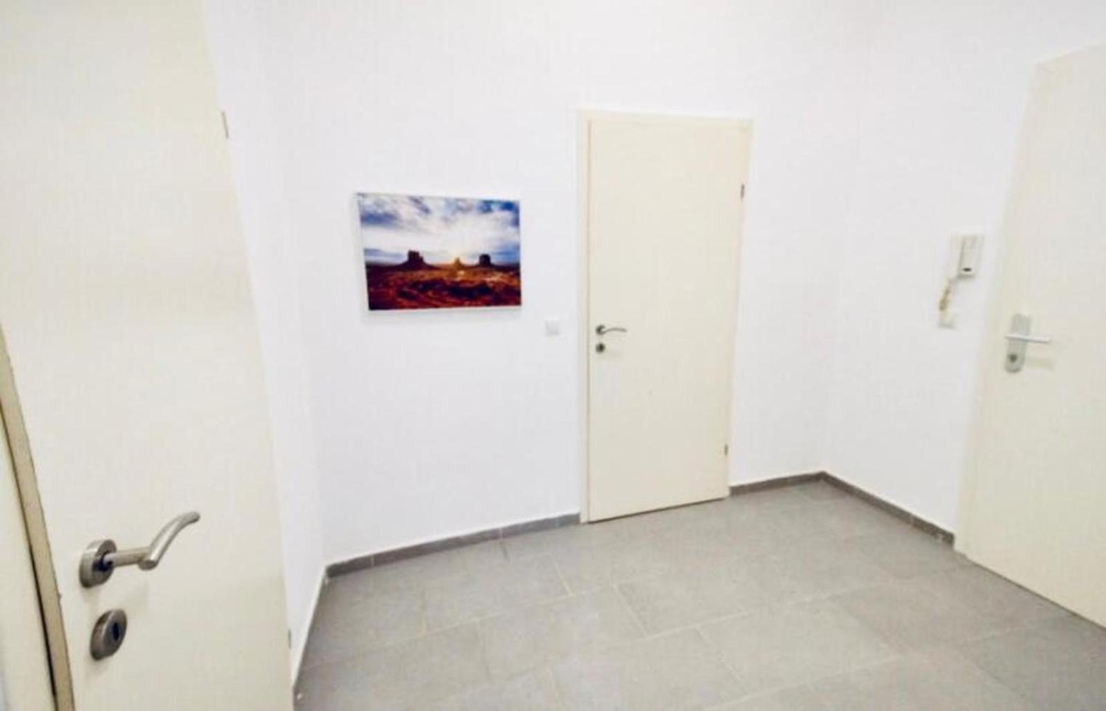 וינה 6 Min To Amusement Park - Economy Rooms In Shared Apartment מראה חיצוני תמונה